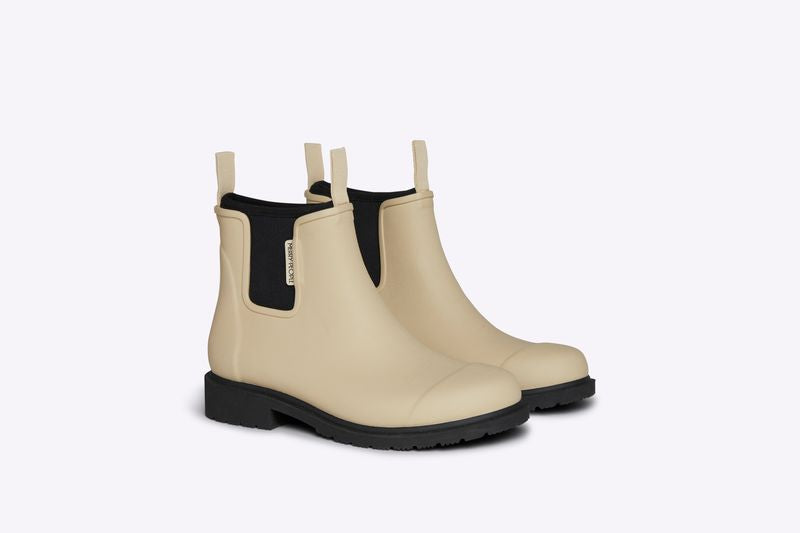 Bobbi Boots- Sand