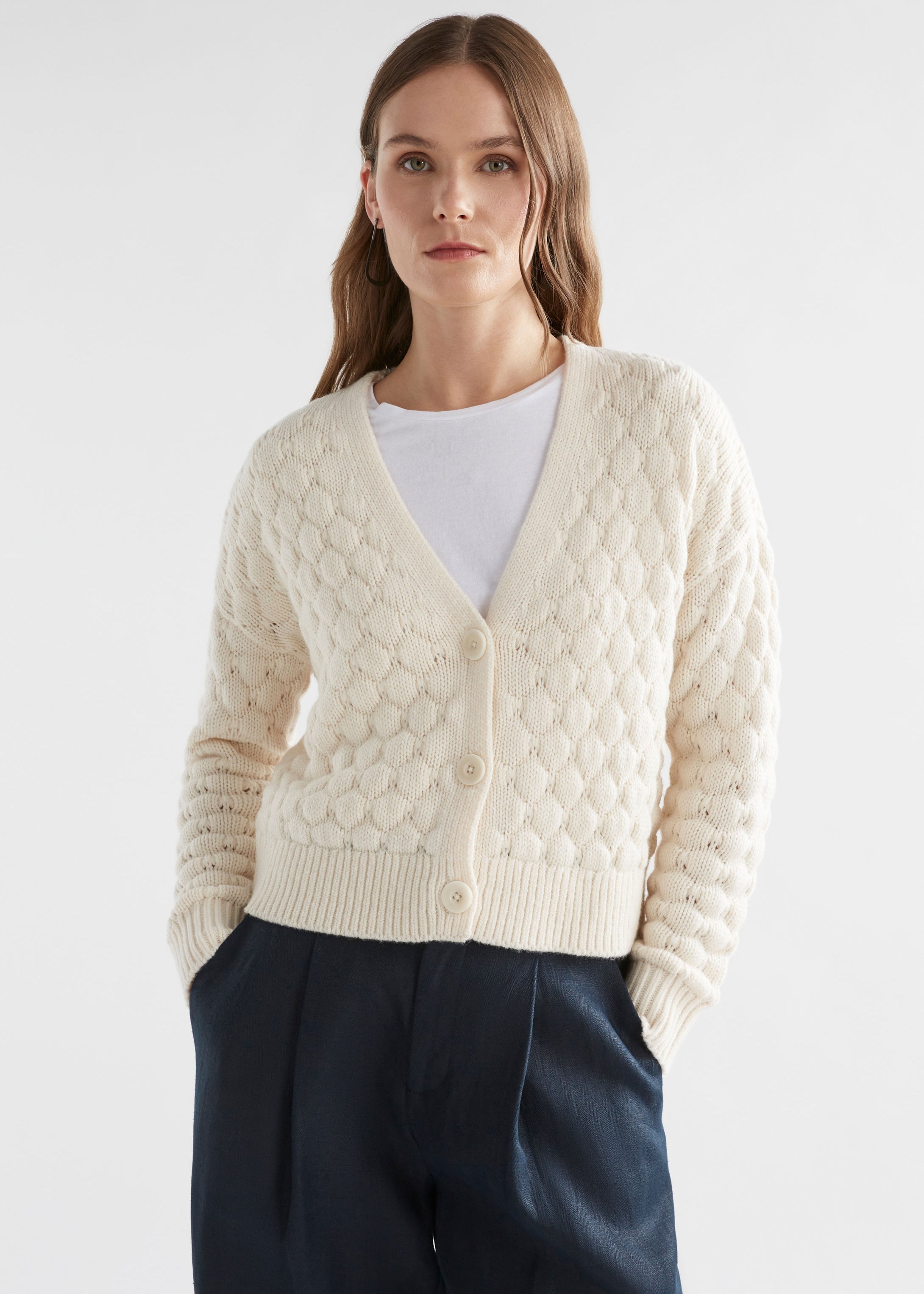 ELK Emmer Cardigan in Oatmeal