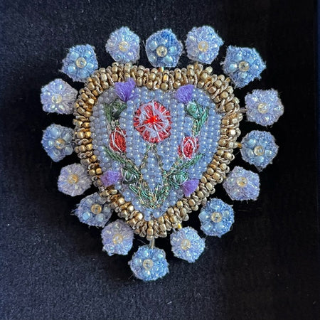 Trovelore Embroidered Brooch Heritage Heart