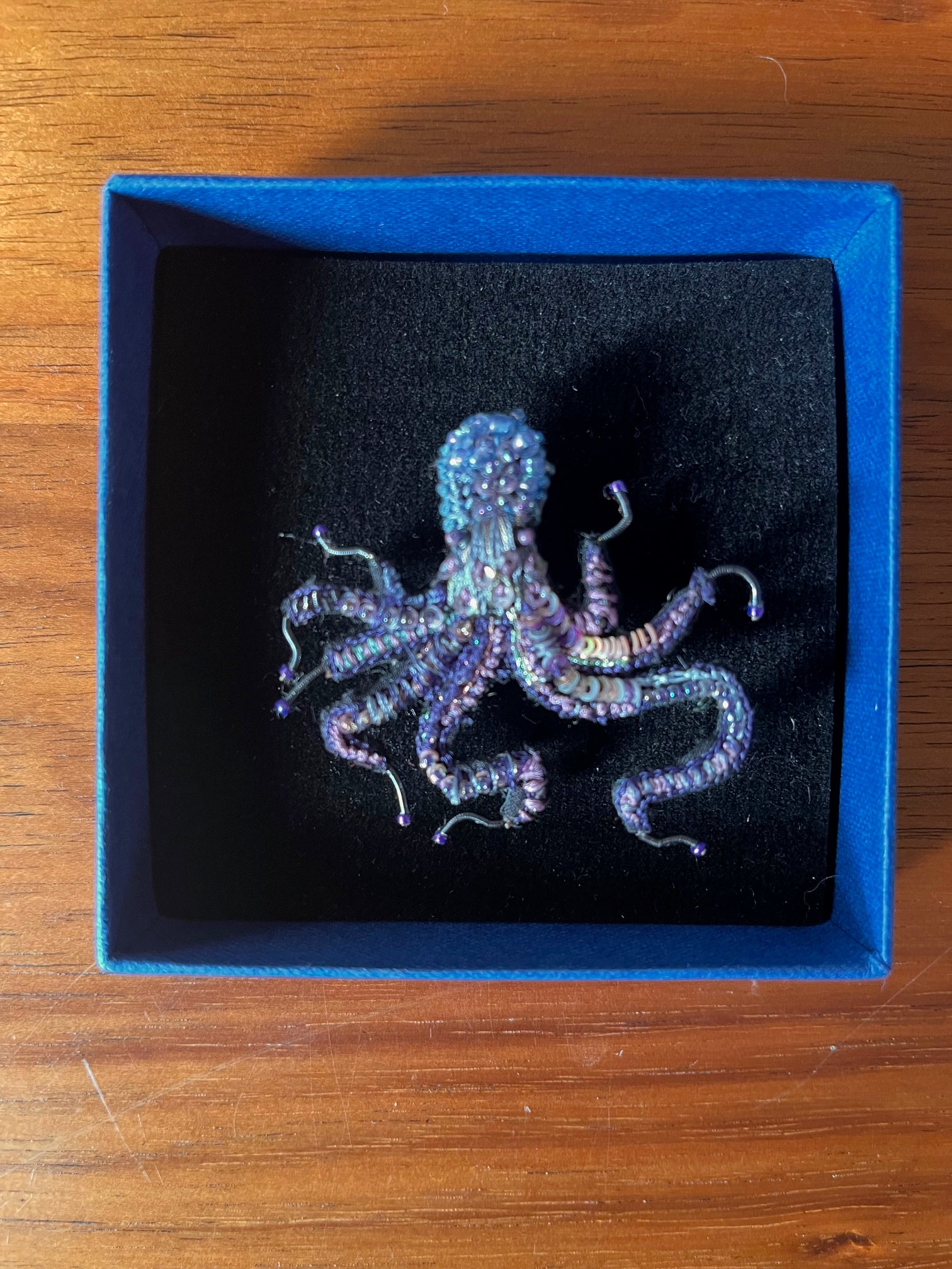 Trovelore Common Octopus Embellished Brooch