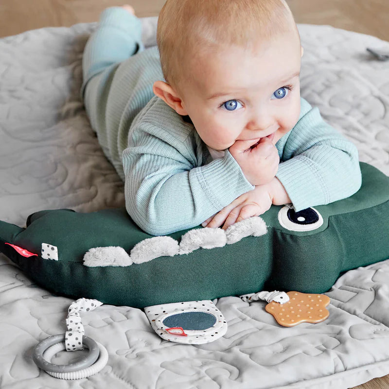 Tummy-time-activity-toy-Croco-Green-2-LS.webp