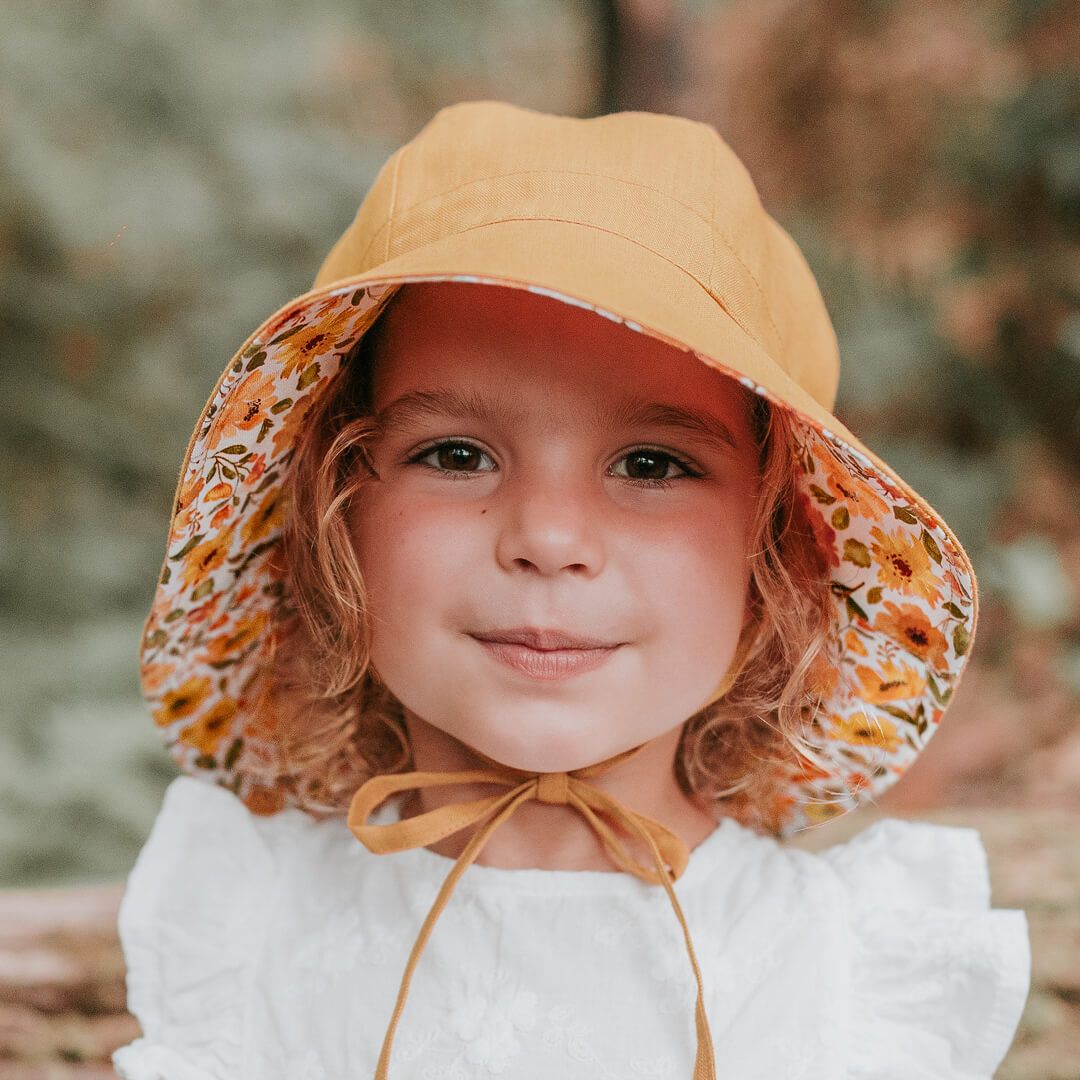 'Wanderer' Reversible Panelled Bucket Hat- Margaret